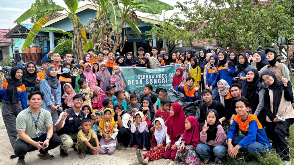 [ Rabu, 13 Mei 2025 ]Social Environment dan Cerita Kolong Langit Satu Amal Indonesia melaksanan